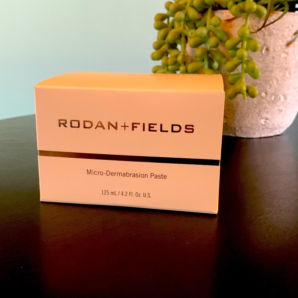 Rodan & Fields - Micro-Dermabrasion paste